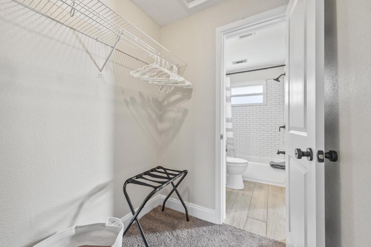 Cozy 2-Bedroom Retreat W/Wi-Fi & Keurig Coffee Atlanta Dış mekan fotoğraf